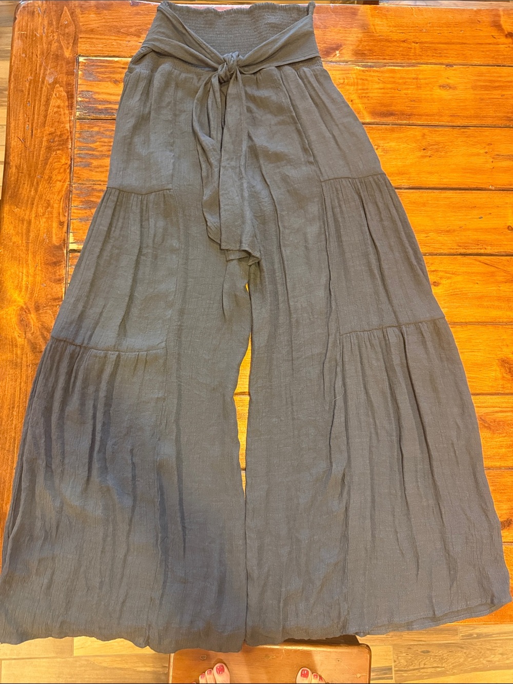 Wide-Leg gauze pants with tie - Picture 2 of 3